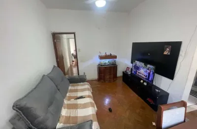 Apartamento sala 2 quartos com área externa à venda na rua do bispo - rio comprido.