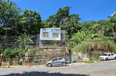 Rio comprido, rua santa  alexandrina, casa com 6 apartamentos e terreno com 6650m² de area total, 20 vagas de garagem