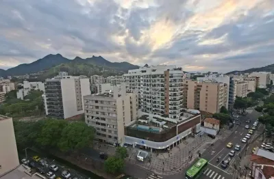 Cobertura duplex com varanda a venda na rua uruguai, 3 quartos, sendo 1 suíte. rua uruguai. bairro da tijuca. código: 21509
