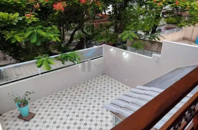 Rua carvalho alvim, tijuca. casa maravilhosa à venda. código 21647