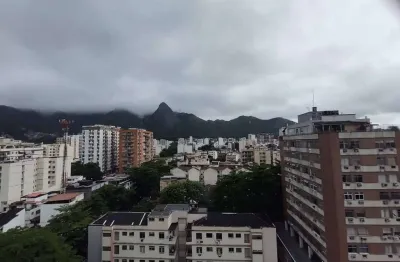 Apartamento a venda rua teodoro da silva - varanda, sala, 3 quartos sendo 1 suíte, 1 banheiro social, copa cozinha, dependências completas - 2 vagas na escritura - 135 m² - condomínio com infra comple