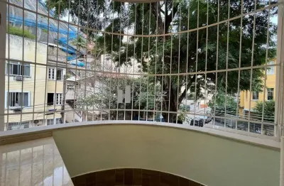 Belíssimo imóvel a venda na tijuca! porteira fechada, sala 2 quartos sendo 1 suíte com closet e 1 vaga de garagem alugada no prédio!