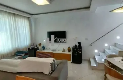 Rua agostinho menezes.casa a venda na tijuca com 4 quartos sendo 1 suite, com 2 vagas de garagem, próximo ao shopping tijuca