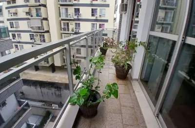 Apartamento à venda rua senador nabuco ( vila isabel),  2 varandas, sala, dois quartos sendo um suíte, 1 vaga de garagem. prédio com infraestrutura total