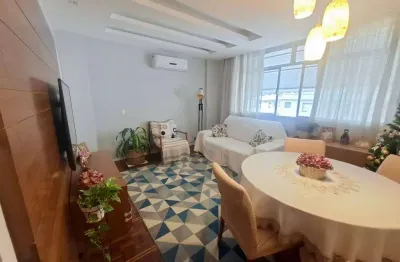 Um lar encantador espera por você! lindíssimo apartamento a venda na rua doutor satamini, tijuca, com 2 quartos, vaga na escritura e portaria 24 horas. a apenas 2 minutos da praça afonso pena, oferece