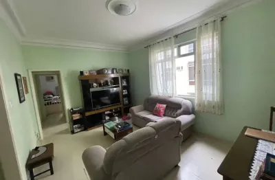 Oportunidade na tijuca! apartamento à venda com 160 m², sala, 3 quartos (1 suíte) e vaga, na rua radmaker, a 600 metros do metrô uruguai. conforto com vista para a praça xavier de brito. fale conosco!