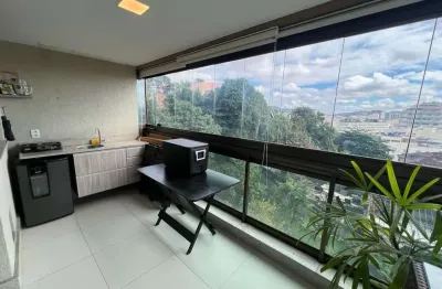 Exclusividade! conforto e mobilidade na tijuca: apartamento mobiliado à venda com 2 quartos (suíte), varanda, vaga, 70m² e estrutura completa. rua do bispo, a 800m do metrô afonso pena.