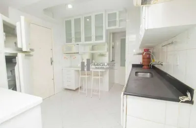 À venda, apartamento de 2 quartos (1 suíte), com 90 m² e 2 vagas na escritura. localizado próximo ao shopping tijuca, excelente para quem valoriza mobilidade.