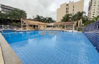 Apartamento funcional à venda na rua barão de itapagipe. varanda, 2 quartos (1 suíte), banheiro social, cozinha, área de serviço e 1 vaga de garagem. prédio com infraestrutura completa.