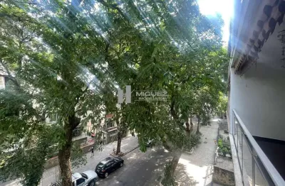 Apartamento à venda na rua dona delfina - tijuca, área nobre! debruçado no metrô uruguai! varanda, sala 3 quartos, suíte e 2 vagas de garagem na escritura!