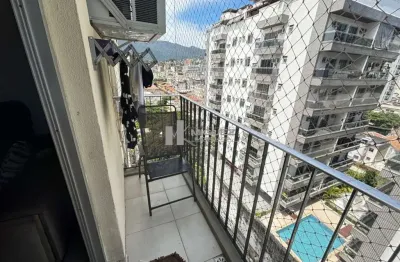 Apartamento à venda na rua senador nabuco, vila isabel. são 2 quartos bem distribuídos, com boa ventilação e iluminação natural. localização com fácil acesso a transporte e comércio.