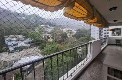 Tijuca, apartamento à venda com 300m², 5 quartos, 2 suítes, 5 banheiros, varandas e 3 vagas. localização privilegiada na rua helion póvoa, esquina com rua itacuruça, a 400m do metrô uruguai. contate p