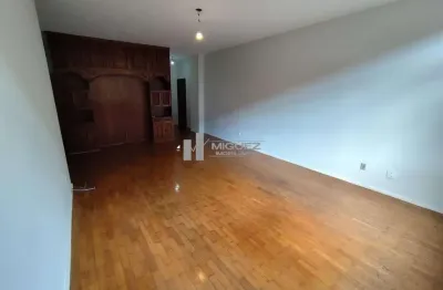 Apartamento para locaçao na avenida edison passos - alto da boa vista. amplo, vista para o verde, sala em 3 ambientes com 3 quartos, cozinha espaçosa.