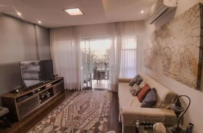 Na tijuca, apartamento à venda com 140 m², 4 quartos (1 suíte), varanda com vista livre e 2 vagas na escritura. localizado na rua antônio basílio.