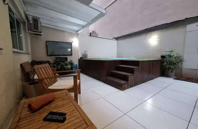 Apartamento garden à venda, rua ferreira pontes. 2 quartos sendo 1 suíte, área externa com piscina e churrasqueira e vaga na escritura. código 22779