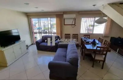 Na rua justiniano da rocha, cobertura à venda com 4 quartos e excelente aproveitamento de espaço. destaque para a área externa privativa e a localização privilegiada no coração de vila isabel. consult