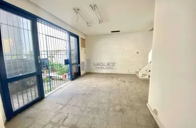 Comercial com 4 quartos na av paulo de frontin com vagas na garagem - praça da bandeira