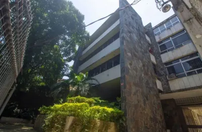 Prédio para alugar na avenida paulo de frontin! acesso rápido para zona sul!