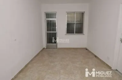 Rua do bispo - apartamento tipo casa - área  externa - 2 quartos - rio comprido - código 17847