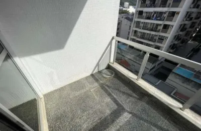 Cobertura duplex à venda na rua joão alfredo ( tijuca)! são aproximadamente 160m², composto por varanda, sala em 2 ambientes, 3 quartos, suíte, 2 vagas na escritura!