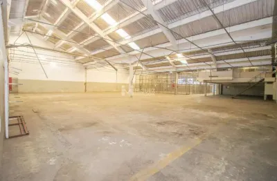 Vendo ou alugo galpão, 4200 m² junto campo de são cristóvão, localização especial, estuda permuta- rio de janeiro