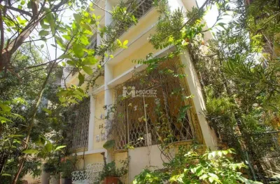 Casa a venda com 4 quartos em rua bucólica junto a praça afonso pena- avenida heitor beltrão - tijuca - cód mz17934