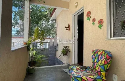 Casa linear à venda na rua travessa cerqueira lima, com aproximadamente 160m² no bairro do  riachuelo!