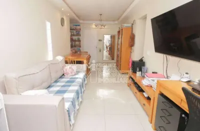 Apartamento sala, 3 quartos (sendo 1 suíte) e 1 vaga à venda no catete!