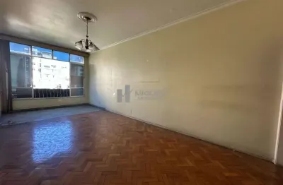 Apartamento à venda avenida melo matos, tijuca,  salão, 3 quartos, 2 banheiros sociais, dependências completas,  1 vaga de garagem.