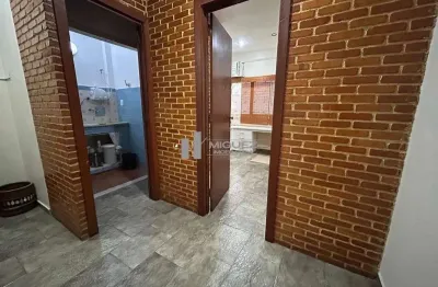 Excelente studio comercial localizado na rua general roca