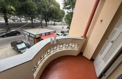 Apartamento garden à venda na tijuca, na rua são francisco xavier. imóvel com 2 quartos, varanda e dependência completa, oferecendo praticidade e espaço em localização estratégica.
