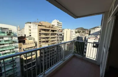 Na rua afonso pena, apartamento à venda com 90m². conta com varanda, 3 quartos e vaga de garagem. excelente localização, a poucos passos da praça e estação de metrô.
