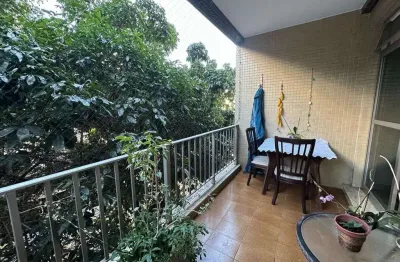 Exclusivo apartamento à venda na rua lúcio de mendonça. com 124 m², oferece amplo varandão, 3 quartos (1 suíte), 2 vagas e planta funcional. oportunidade para morar com conforto em um dos melhores pon