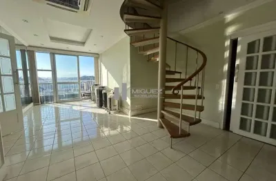 Cobertura duplex com 3 quartos, 2 vagas e área gourmet na rua alfredo pinto - tijuca