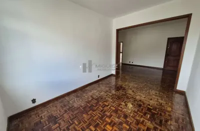 Apartamento para alugar na avenida maracanã, 3 quartos, 2 banheiros, dependência completa, 1 vaga na garagem. próximo à praça comandante xavier de brito