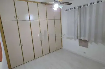 Apartamento em vila isabel. entrar e morar! 1 quarto, dependência revertida para escritório, 1 vaga na escritura. 60 m² – rua tranquila no coração de vila isabel.