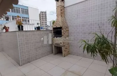 Cobertura linear, tijuca. 3 quartos, vaga e terraço com churrasqueira. código 23215