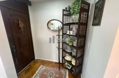 Tijuca – rua professor gabizo! apartamento à venda com sala ampla, 3 quartos (1 suíte) e vaga de garagem. pronto para morar, em edifício bem cuidado e próximo de tudo que o bairro oferece.