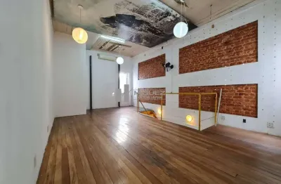 Imóvel comercial disponível para locação na rua almirante cochrane