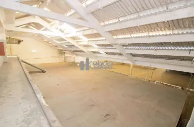 Vendo ou alugo galpão, 4200 m² junto campo de são cristóvão, localização especial, estuda permuta- rio de janeiro