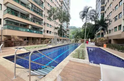 À venda: excelente apartamento no condomínio aquarela carioca, tijuca. são 3 quartos, sendo 1 suíte, e uma varanda com cortina de vidro, proporcionando mais conforto e luminosidade. vaga dupla e infra