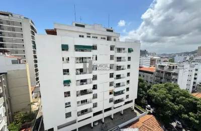 Apartamento para locação rua são francisco xavier (maracanã) localização prática e próximo de tudo. apartamento amplo, são 3 quartos, 1 suíte, 1 vaga.