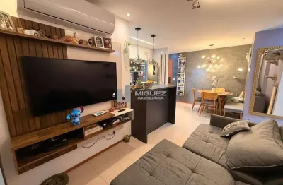 Apartamento à venda no tijuca all ways. modernizado, o imóvel oferece varanda, sala em dois ambientes, 2 quartos (1 suíte) e 1 vaga de garagem na escritura. localização privilegiada, com infraestrutur