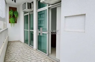 Apartamento luxo à venda, rua do bispo, tijuca. sol manhã, varanda, 3 quartos sendo 1 suíte e 2 vagas na escritura. código 23572