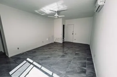 Excelente oportunidade de apartamento à venda no recanto do grajaú! com 2 quartos, sendo 1 suite, e 1 vaga de garagem, este imóvel oferece praticidade e bem-estar em uma localização tranquila, com vis