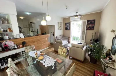 Exclusividade, apartamento a venda, tijuca, varanda, sala em 2 ambientes, 4 quartos sendo 1 suíte e closet, banheiro social, ampla cozinha com móveis planejados, banheiro de serviço e área de serviço.