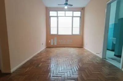 Aluga-se apartamento sala/quarto na rua doutor satamini, à 450m do metrô afonso pena, próximo de todo comércio da região