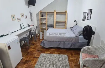 Studio a venda na rua do catete - catete. porteira fechada!!! a poucos passos da estação de metrô e poucos minutos do centro. 25 m².