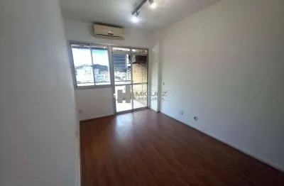 Apartamento à venda na professor gabizo, com varandão, 2 quartos, suíte e vaga. planta confortável, ideal para quem busca um imóvel bem distribuído em localização prática e valorizada