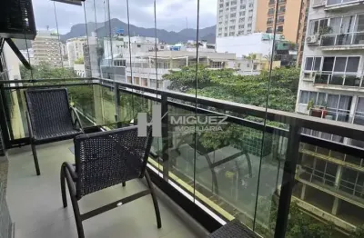 Flat à venda na quadra da praia do leblon, av general san martin. varanda, quarto (suíte), cozinha americana, 1 vaga na escritura. 40 m².